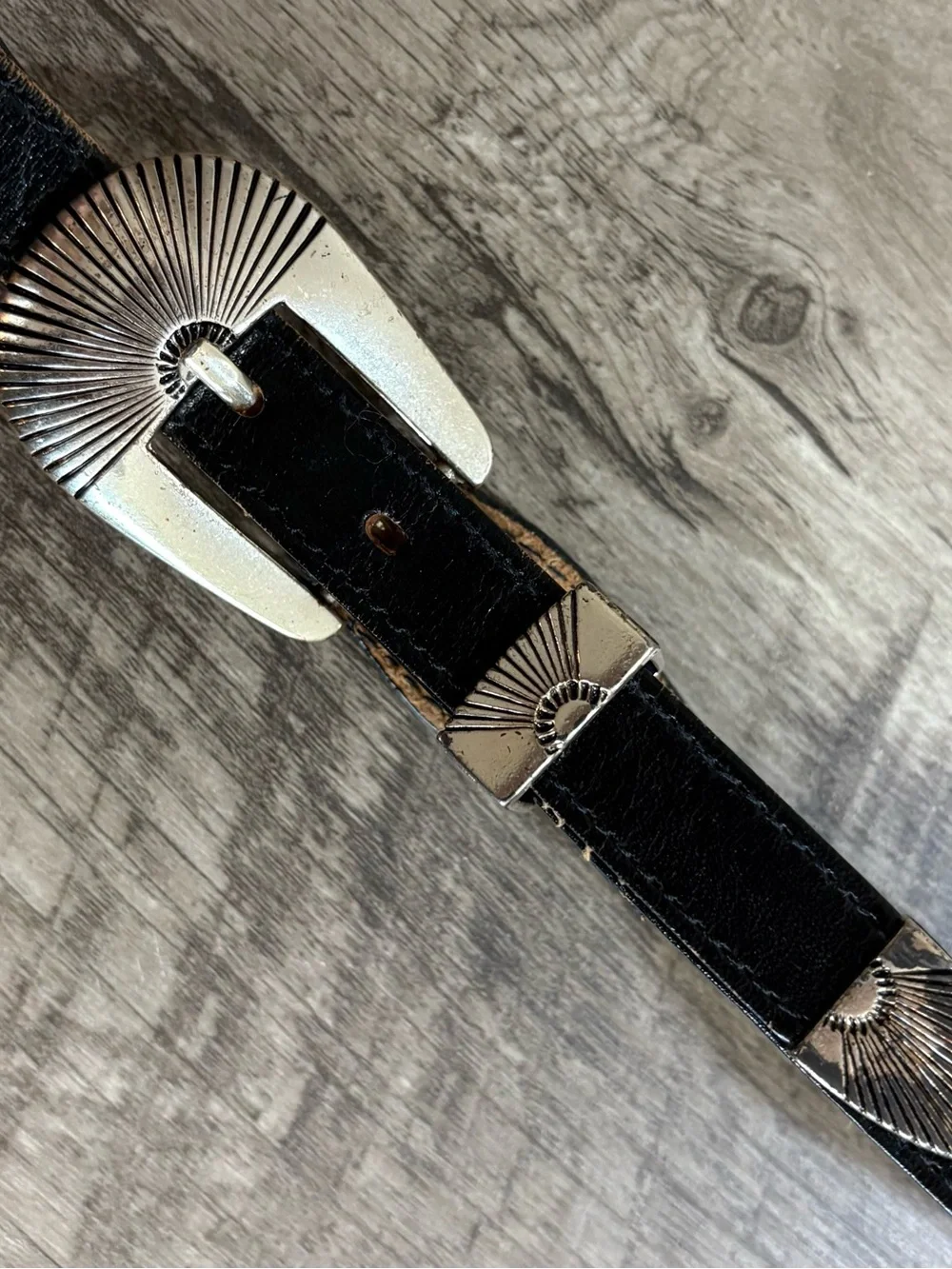 Men's SOUTHWESTERN Black Leather SILVER CONCHO Tapered RANGER Cowboy RODEO BELT